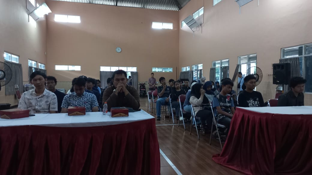 Perkuat Peran Pemuda melalui Pembinaan Kepemudaan di Kelurahan Jurangombo Selatan